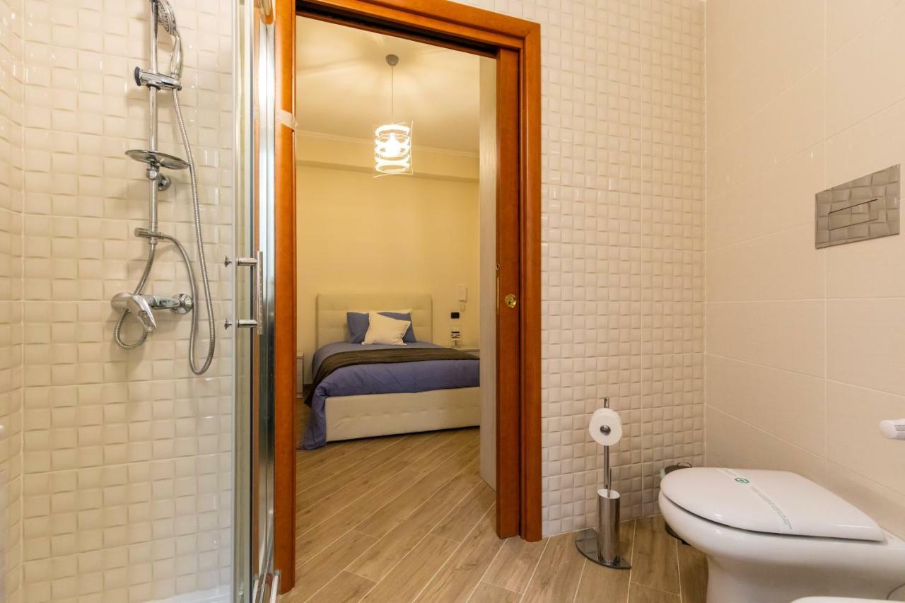 Napoli D'Amare B&B Bagian luar foto