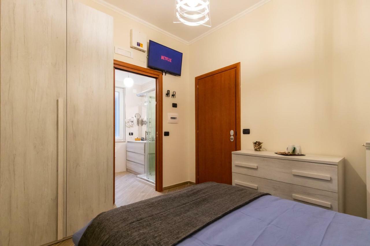 Napoli D'Amare B&B Bagian luar foto