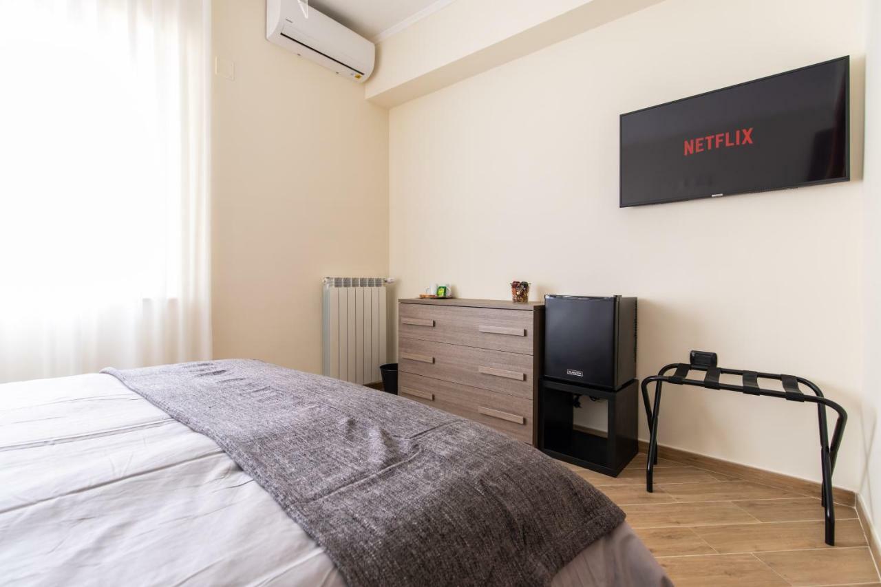 Napoli D'Amare B&B Bagian luar foto