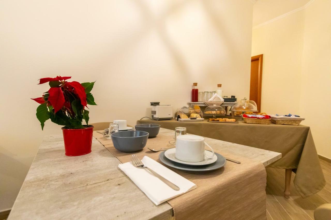 Napoli D'Amare B&B Bagian luar foto